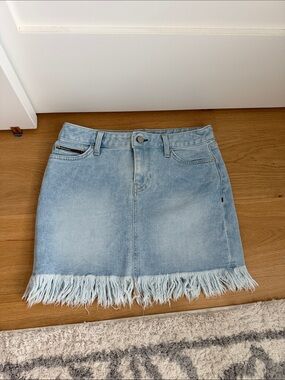 Tommy Hilfiger fringe skirt size 2